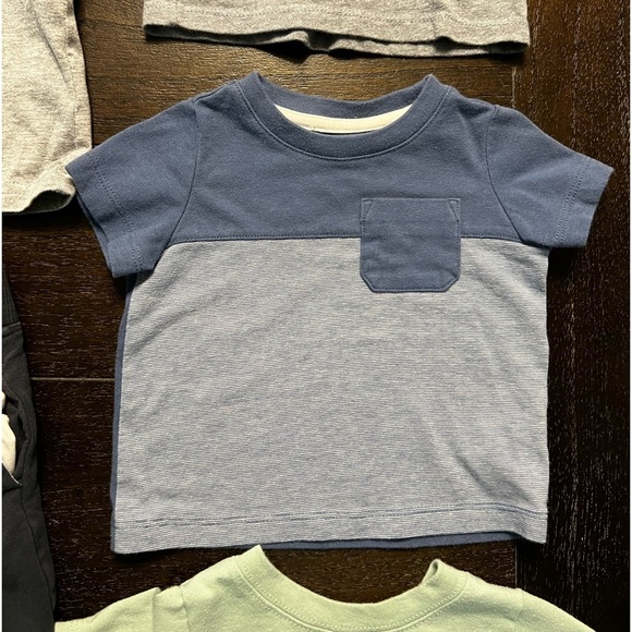 Baby Infant 0-3M bundle of clothing - t shirts, sweat pants, tank tops - Picture 12 of 13